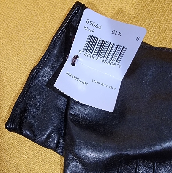 Coach Gloves - Picture 3 of 3